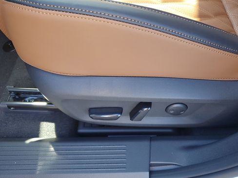 New 2026 Nissan Rogue Platinum AWD/4WD image 22