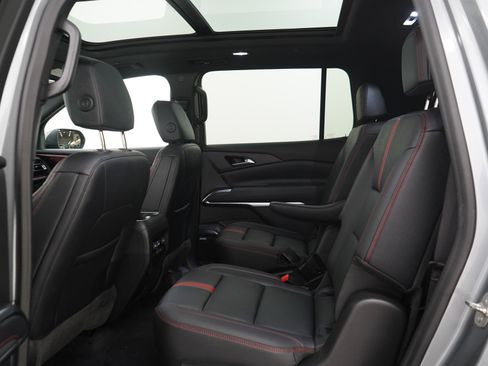 Used 2024 Chevrolet Traverse RS w/ LPO, Floor Liner Package AWD/4WD image 16