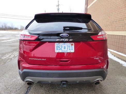 Used 2023 Ford Edge Titanium w/ Equipment Group 301A image 9