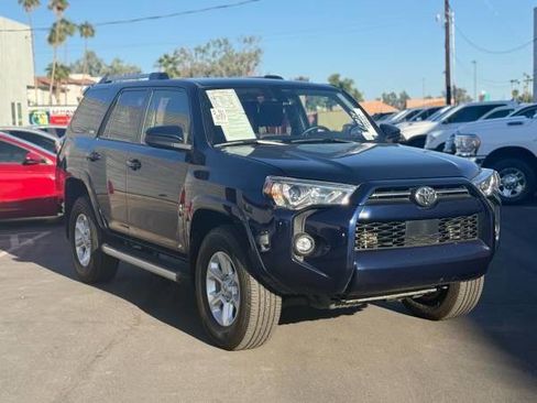 Used 2023 Toyota 4Runner SR5 image 2