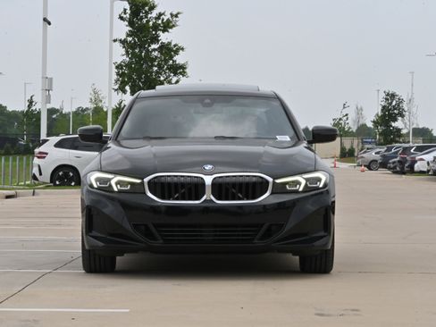 Used 2024 BMW 330i Sedan w/ Convenience Package RWD image 3