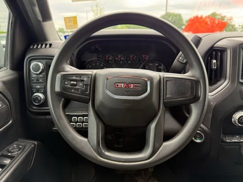 Used 2023 GMC Sierra 1500 Pro w/ Pro Value Package AWD/4WD image 14
