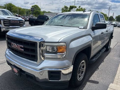 Used 2015 GMC Sierra 1500 2WD Double Cab w/ Sierra Convenience Package image 4
