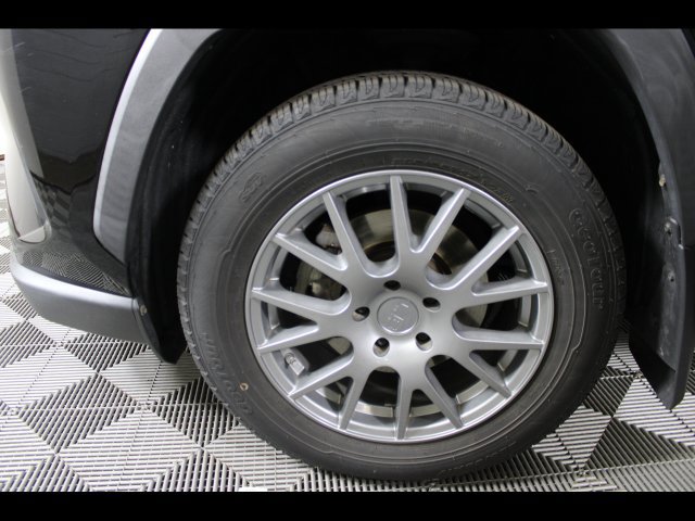 Used 2019 Toyota RAV4 LE FWD image 26