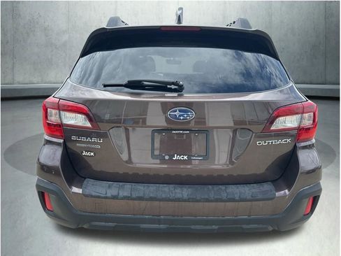 Used 2019 Subaru Outback 2.5i Premium AWD/4WD image 5