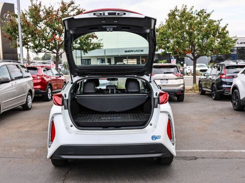 Certified 2021 Toyota Prius Prime XLE FWD image 29