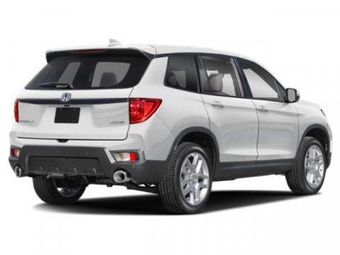 Used 2025 Honda Passport EX-L image 2