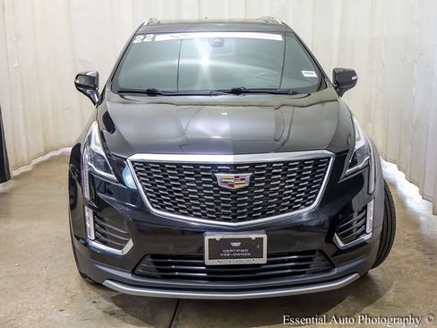 Certified 2022 Cadillac XT5 Premium Luxury AWD/4WD image 7
