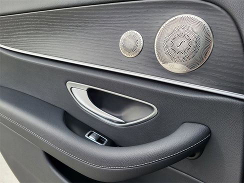 Used 2023 Mercedes-Benz E 350 4MATIC Sedan image 10