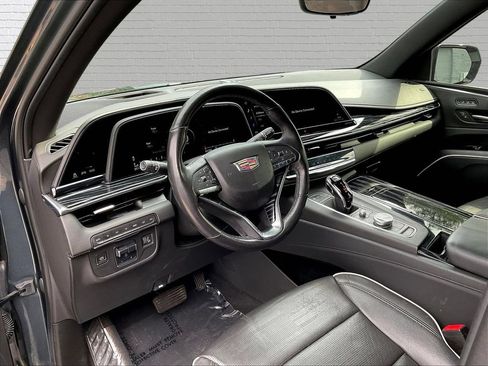 Used 2021 Cadillac Escalade Sport w/ Driver Assist Tech Package AWD/4WD image 15