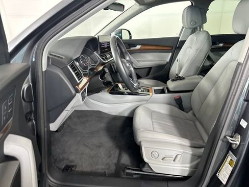 Used 2022 Audi Q5 2.0T Premium image 11