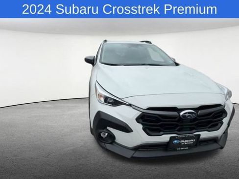 Used 2024 Subaru Crosstrek 2.0i Premium AWD/4WD image 3