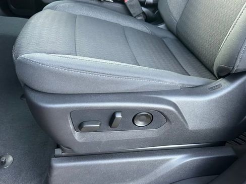 Certified 2026 Chevrolet Silverado 1500 Custom image 26