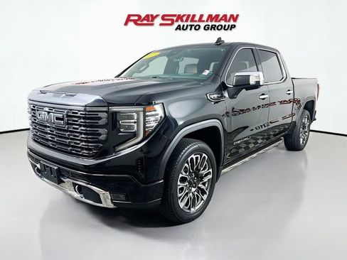 Used 2023 GMC Sierra 1500 Denali Ultimate AWD/4WD image 3