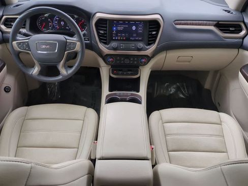 Used 2022 GMC Acadia Denali w/ Denali Technology Package FWD image 15