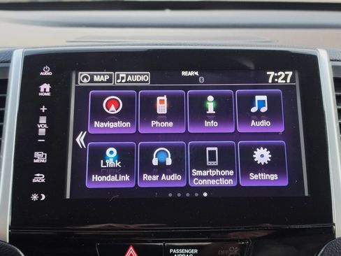 Used 2018 Honda Pilot Touring image 27