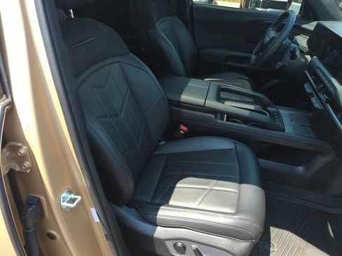 Used 2027 Kia Telluride SX Prestige X-Line w/ Towing Package AWD/4WD image 40