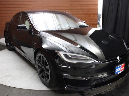 Used 2022 Tesla Model S Plaid image 51