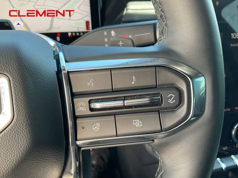 Used 2026 GMC Acadia Elevation w/ Super Cruise Package image 8