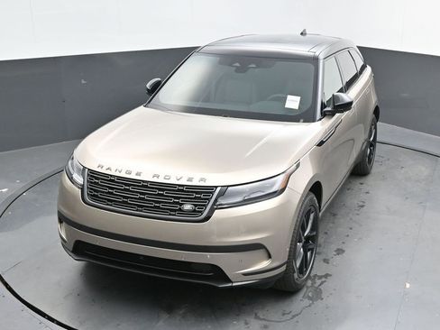 New 2026 Land Rover Range Rover Velar S image 36