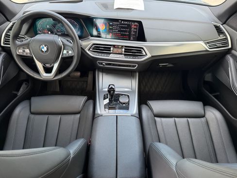 Used 2022 BMW X5 xDrive40i AWD/4WD image 12