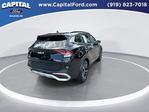 Used 2025 Kia Sportage EX w/ Premium Package FWD image 8
