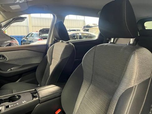 Used 2021 Nissan Rogue S FWD image 24