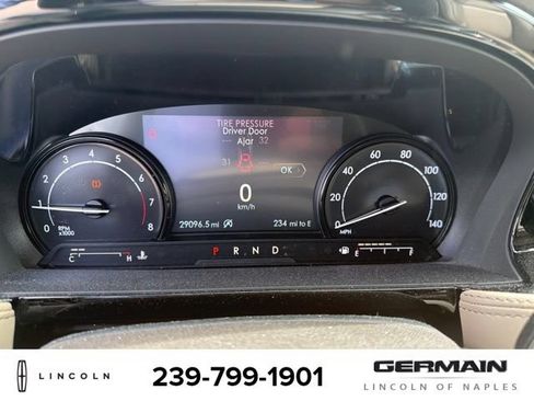 Used 2021 Lincoln Corsair FWD w/ Equipment Group 101A image 15