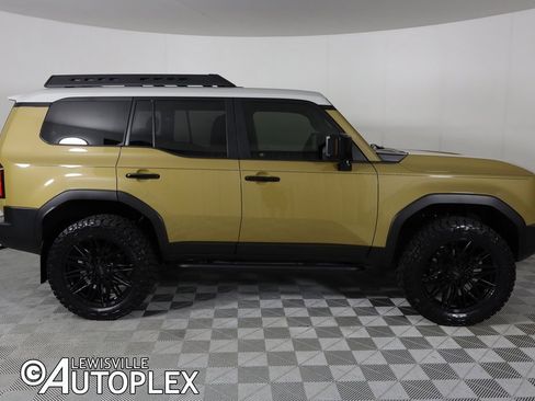 Used 2024 Toyota Land Cruiser image 4