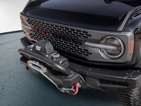 Used 2024 Ford Bronco Everglades AWD/4WD image 3