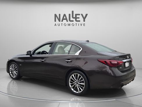 Used 2018 INFINITI Q50 Luxe w/ Essential Package (3.0T Luxe) image 3