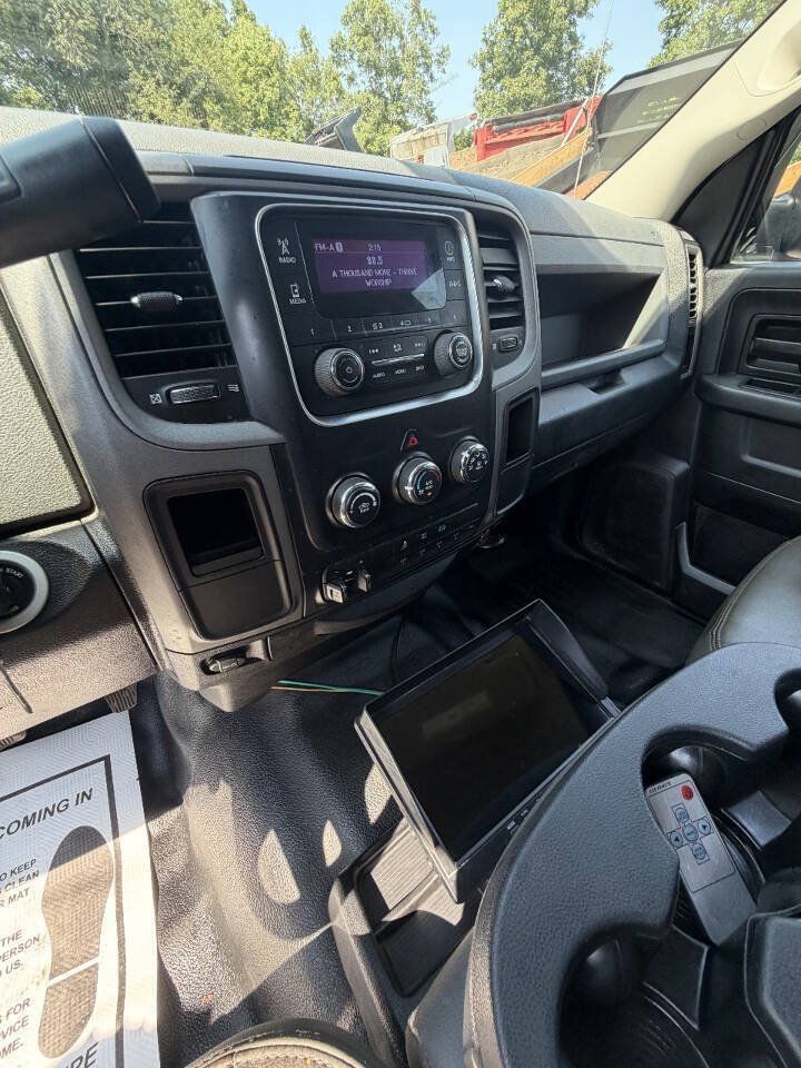 Used 2015 RAM 5500 Tradesman w/ Ambulance Prep Group RWD image 29