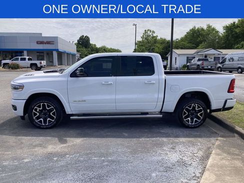 Used 2025 RAM 1500 Laramie w/ Sport Appearance Package AWD/4WD image 7