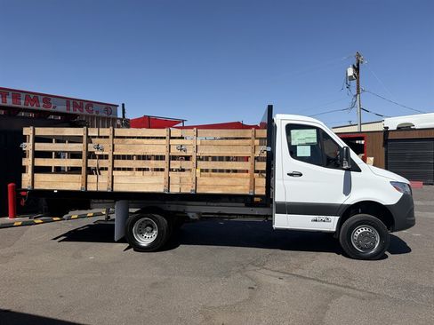 Used 2023 Mercedes-Benz Sprinter 3500 image 2
