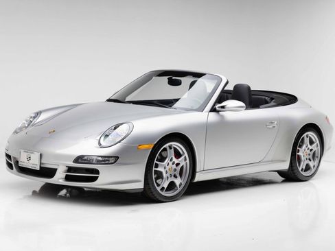 Used 2006 Porsche 911 Carrera S RWD image 9