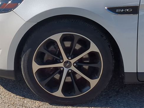 Used 2016 Ford Taurus SHO w/ Equipment Group 401A image 21