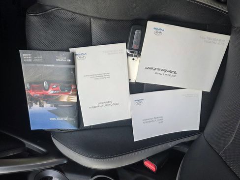 Used 2016 Hyundai Veloster Turbo image 62