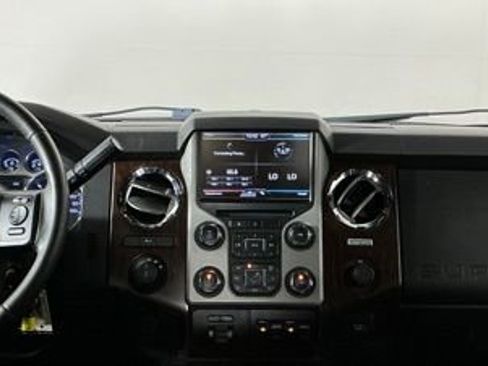 Used 2014 Ford F250 Lariat AWD/4WD image 17