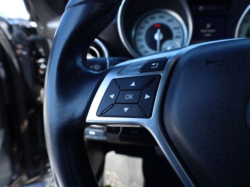 Used 2016 Mercedes-Benz SLK 300 SLK 300 image 19