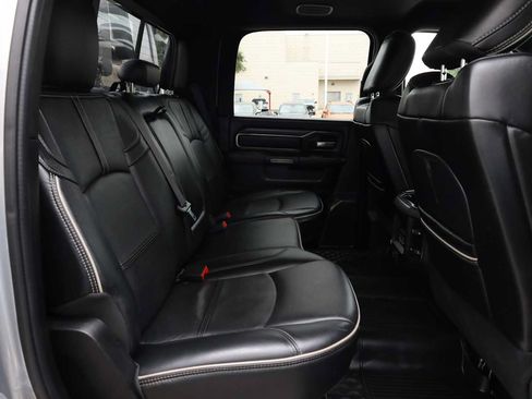 Used 2020 RAM 5500 4x4 Crew Cab image 38