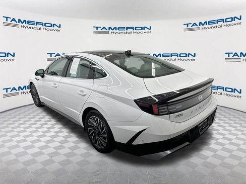 Used 2025 Hyundai Sonata Limited FWD image 3