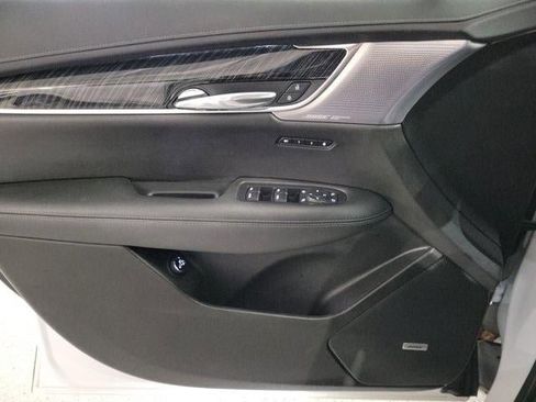 Certified 2023 Cadillac XT6 Premium Luxury image 27