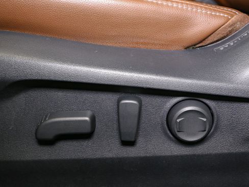 Used 2021 Subaru Outback Touring image 41