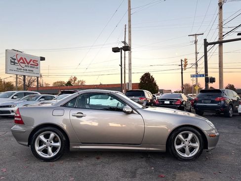 Used 2003 Mercedes-Benz SLK 320 SLK 320 2dr Roadster image 2