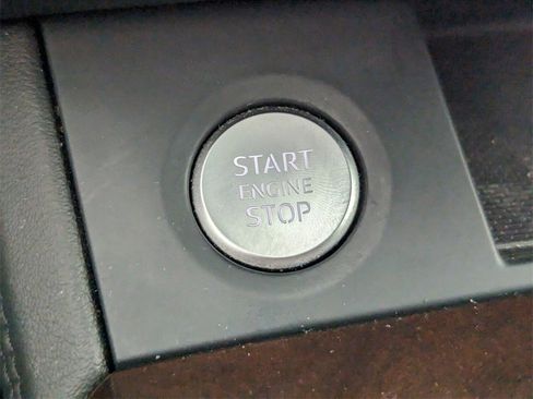 Used 2019 Audi Q5 2.0T Premium Plus w/ Premium Plus Package image 25