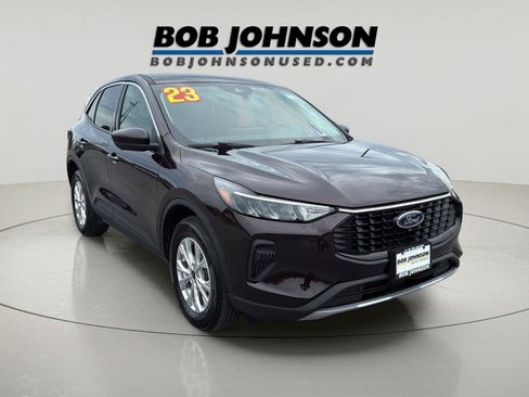 Certified 2023 Ford Escape Active w/ Tech Pack #2 AWD/4WD image 1