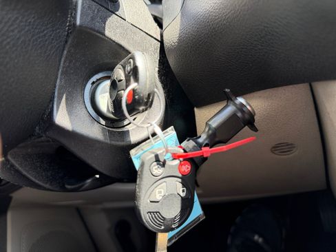 Used 2012 Ford Focus SE FWD image 21
