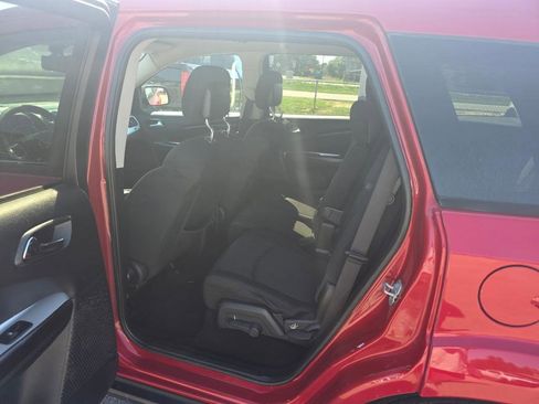 Used 2016 Dodge Journey SE w/ Flexible Seating Group FWD image 7