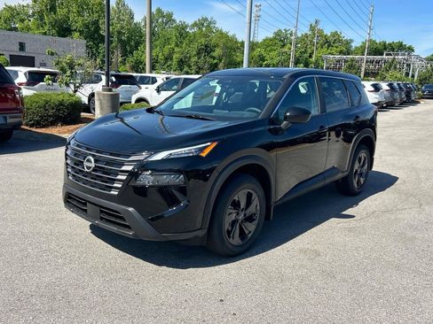 New 2026 Nissan Rogue SV FWD image 3