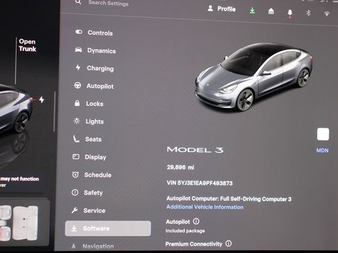 Used 2023 Tesla Model 3 Standard Range image 8